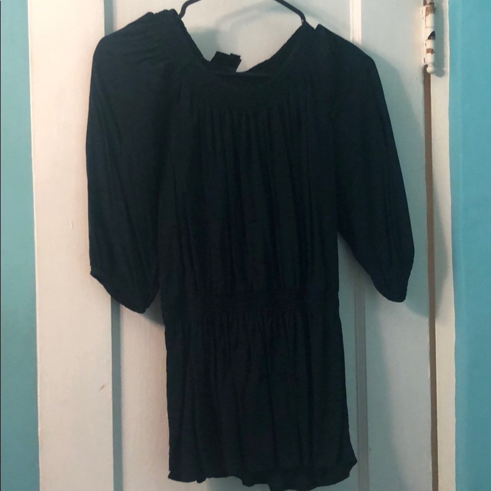 Short sleeve top